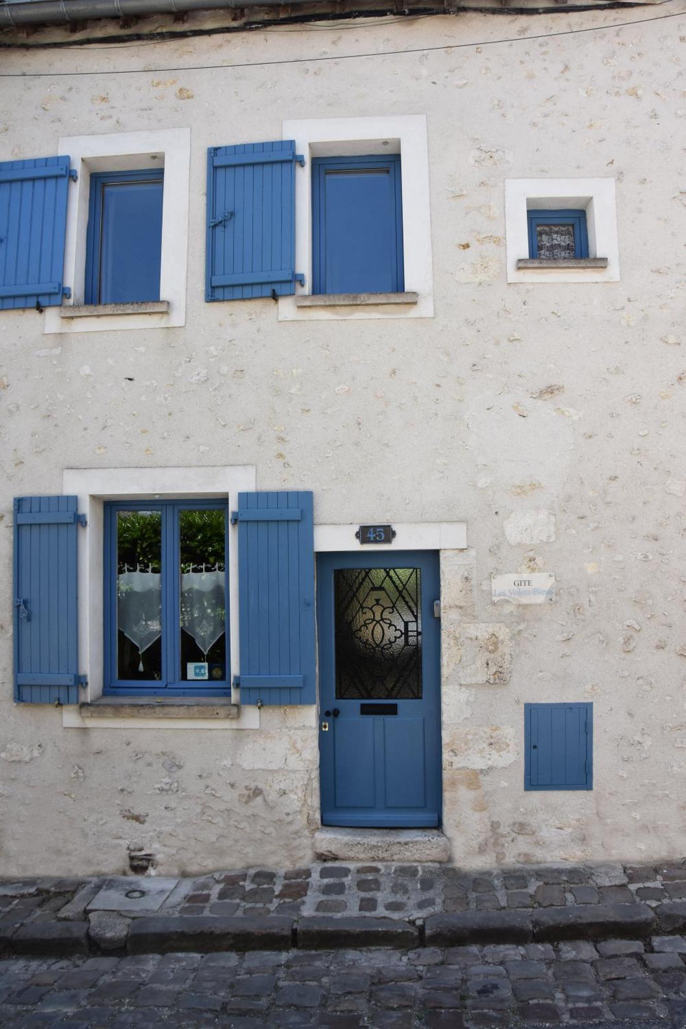 Villa Les Volets Bleus Provins Exterior foto